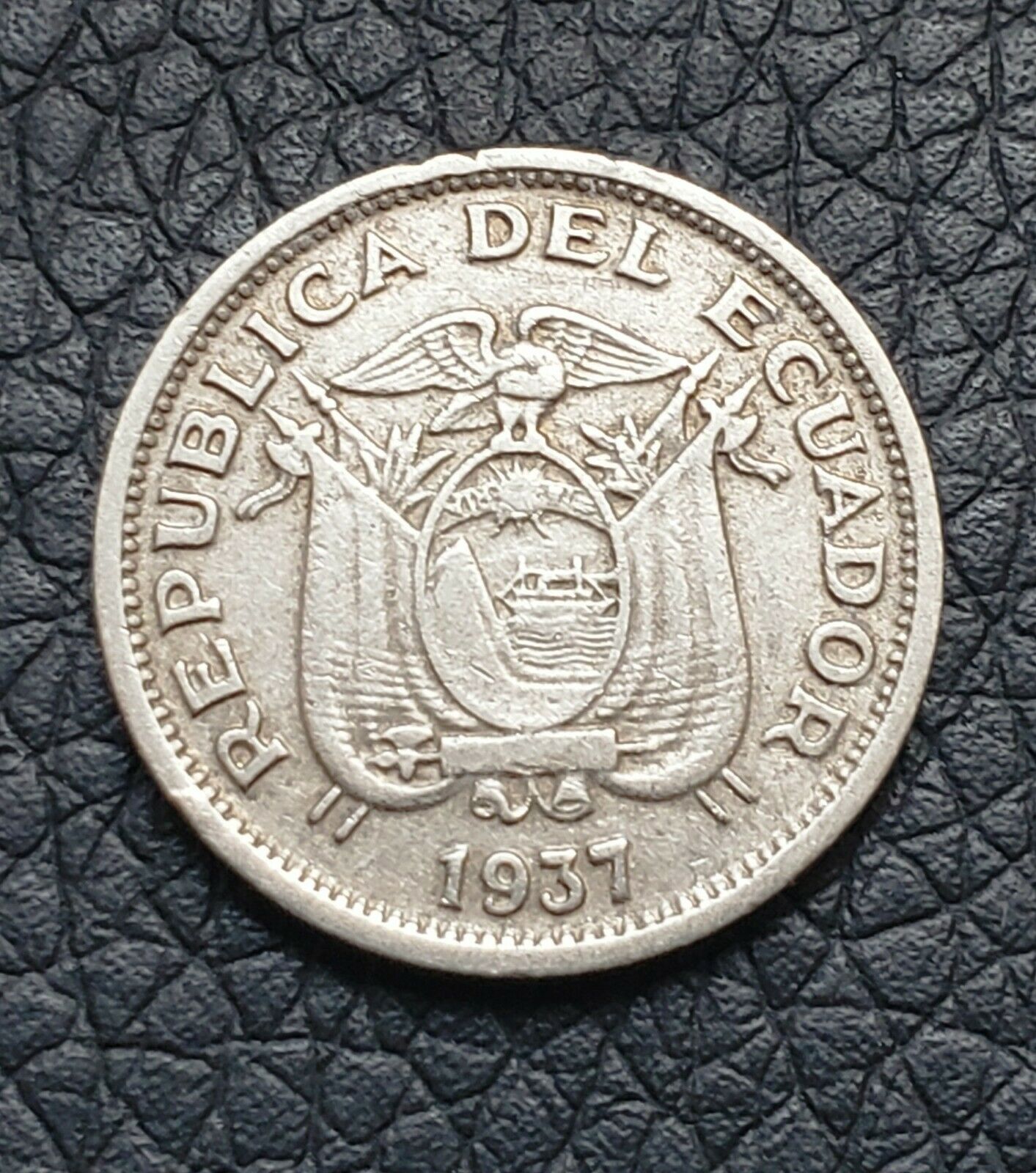 Ecuador Coin 5 Centavos 1937
